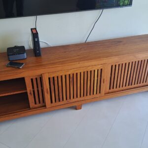 Rack em Peroba com Portas de Correr | Medida: 2.00cm