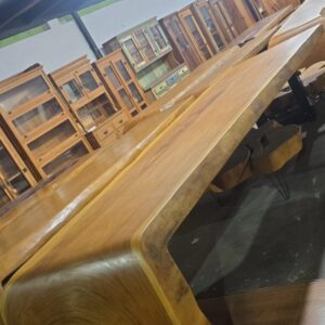 Mesa Cascata Garapa | Medidas: 4.10cm x 1.10cm