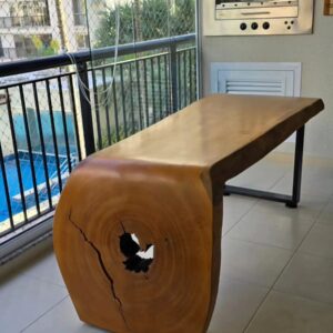 Mesa Cascata em Madeira Pequiá | Medidas: 1.50cm x 1.80cm